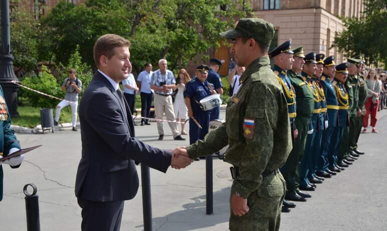 Фото В ЮУрГУ состоялся выпуск слушателей Военного учебного центра