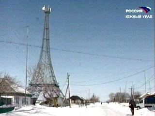 Фото В Париже, спустя 115 лет, появилась новая Эйфелева башня