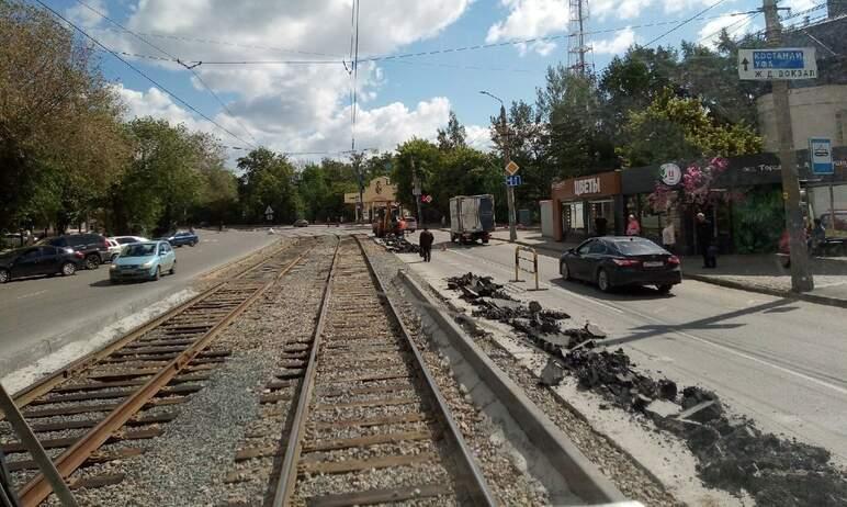 Фото Челябинцы сетуют по поводу отмены трамвайной остановки «Горсад имени Пушкина»
