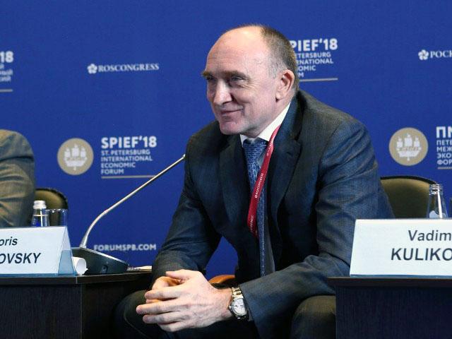 Фото На форуме в Санкт-Петербурге Дубровский обсудил сотрудничество с представителями крупного бизнеса