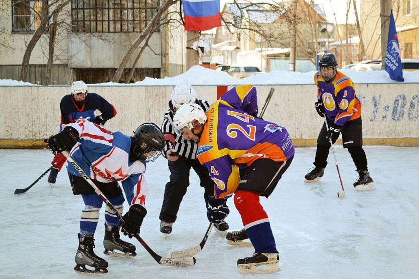 Фото Сезон дворового хоккея в Челябинске завершен