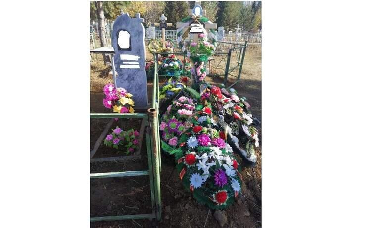 Фото Златоустовец осквернил могилу собственной бабушки