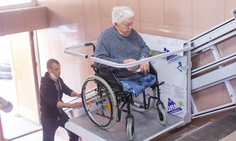 Фото Текслер, Котова и ОНФ помогли челябинскому пенсионеру без ног выиграть суд против ТСЖ