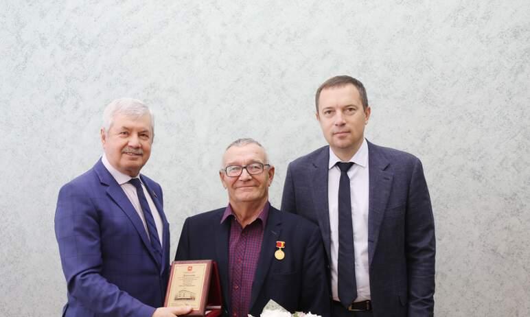 Фото В ЗСО Челябинской области чествовали новых спортивных лауреатов премии парламента