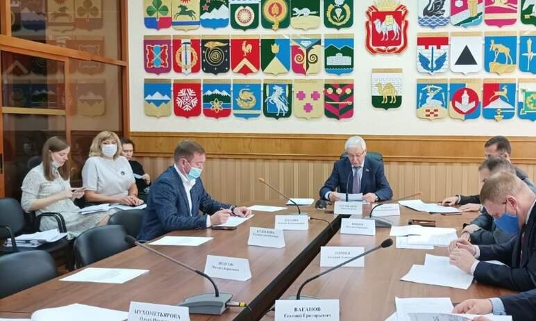 Фото В ЗСО Челябинской области обсудили поправки в закон об инициативном бюджетировании