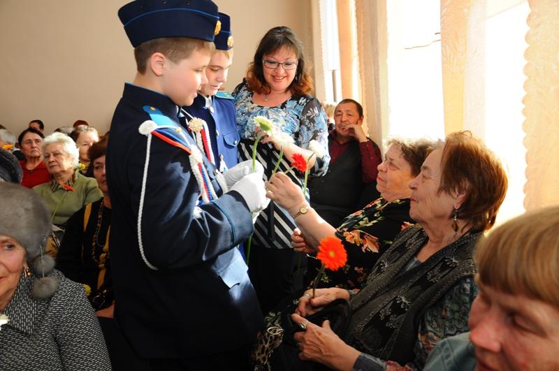 Фото В Челябинске кадеты присягнули на верность Родине