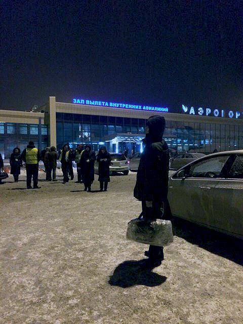 Фото В аэропорту Челябинска пассажира не пустили в самолет из-за крови в багаже