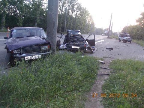 Фото В Челябинске ищут виновника аварии, унесшей жизни двух молодых людей