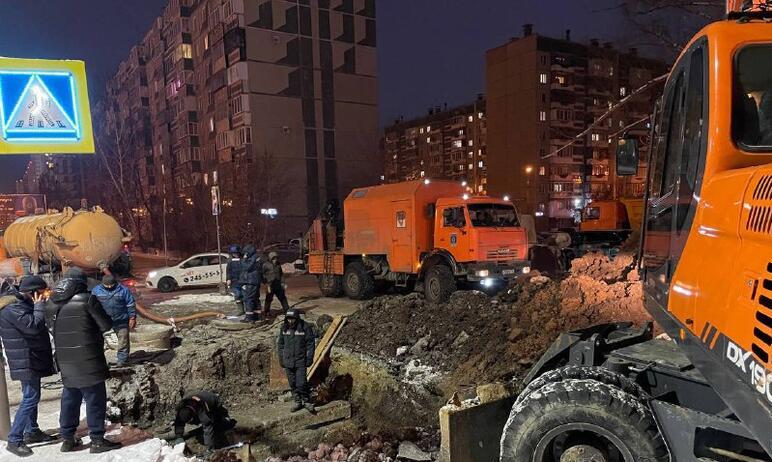 Фото Аварийные работы на водоводе в Челябинске завершили ночью