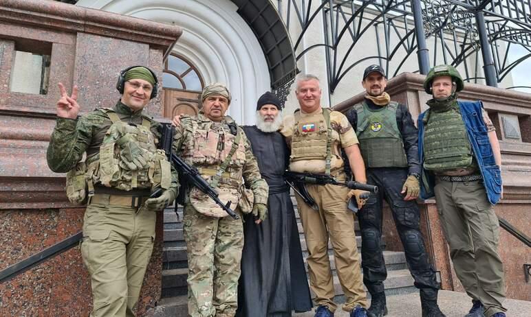 Фото Челябинская область пришла на помощь страдающему от обстрелов ВСУ монастырю на Донбассе