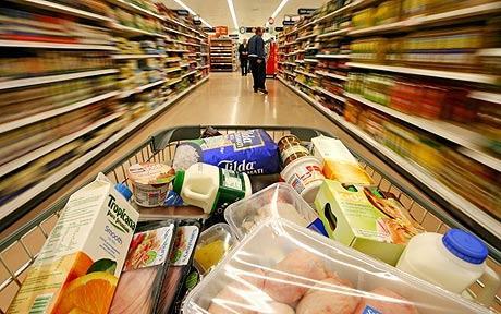 Фото В Челябинской области предлагают закрывать продуктовые супермаркеты на выходные