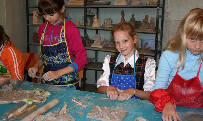 Фото В Челябинске детская художественная школа искусств открывает новый корпус