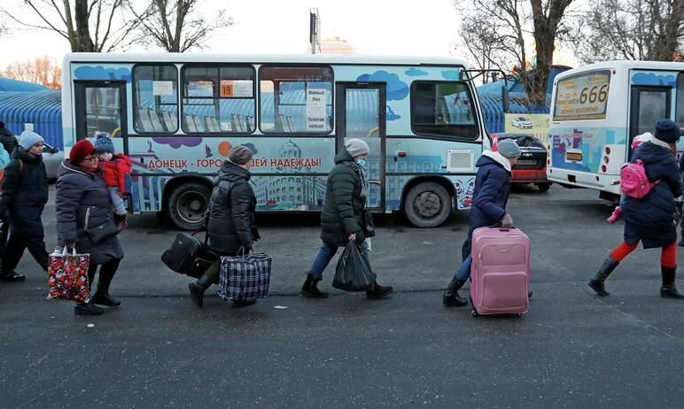 Фото Около миллиона жителей Донбасса подали заявления на получение российского паспорта