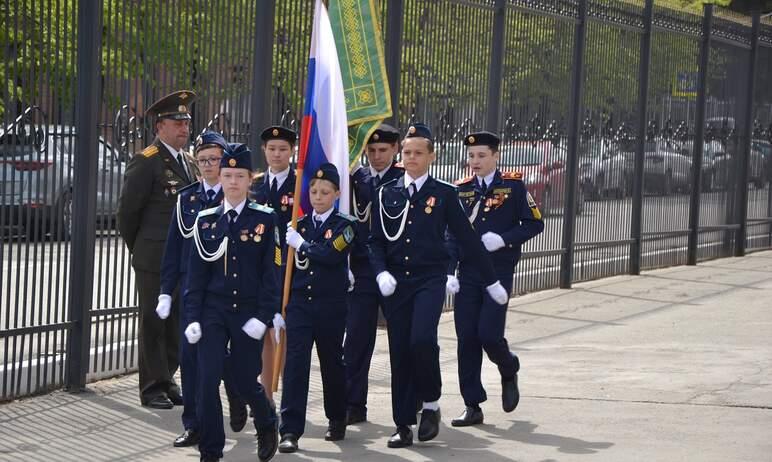 Фото Сотрудники пограничного управления ФСБ посвятили учащихся в кадеты