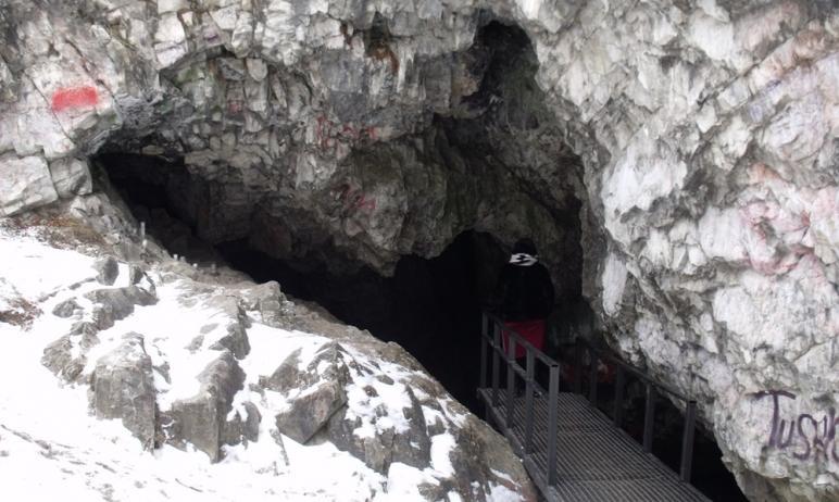 Фото В Кыштыме открылась эко-тропа, ведущая к Сугомакской пещере
