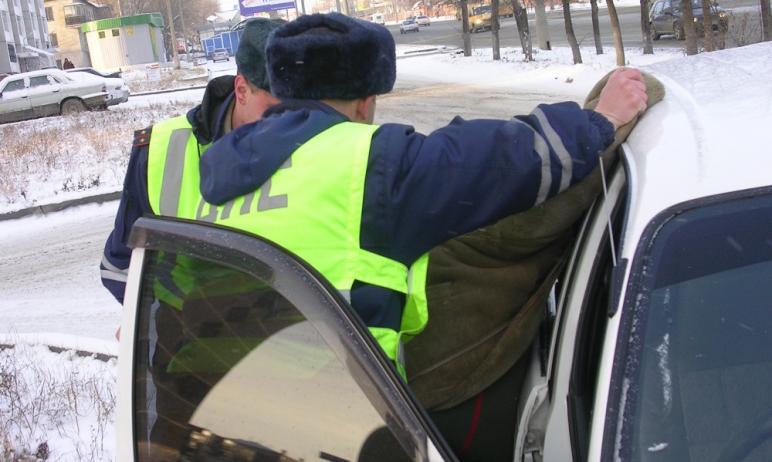 Фото Полицейского начальника уволили за пьяную езду