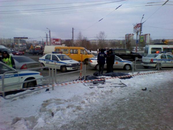 Фото Водитель, лишивший жизни двух челябинок, может провести Новый год под стражей
