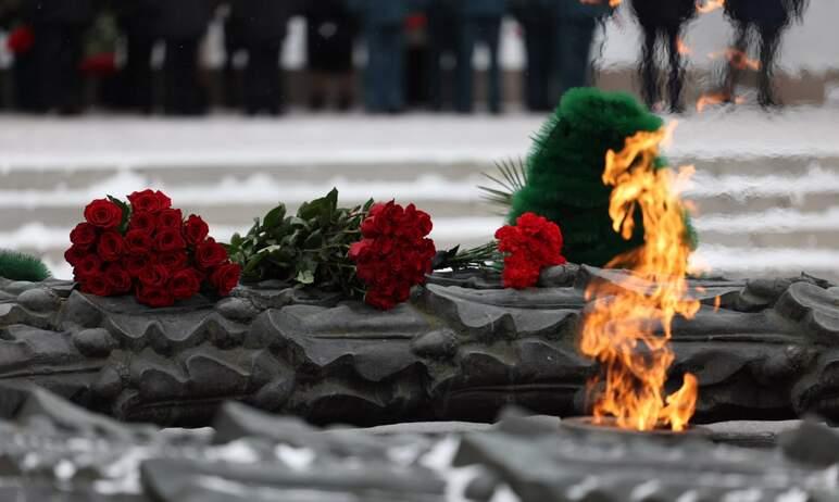 Фото В Челябинске почтили память павших героев Отечества