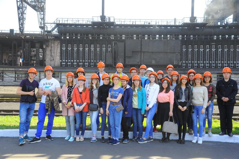 Фото Челябинские десятиклассники побывали на «Мечел-Коксе»