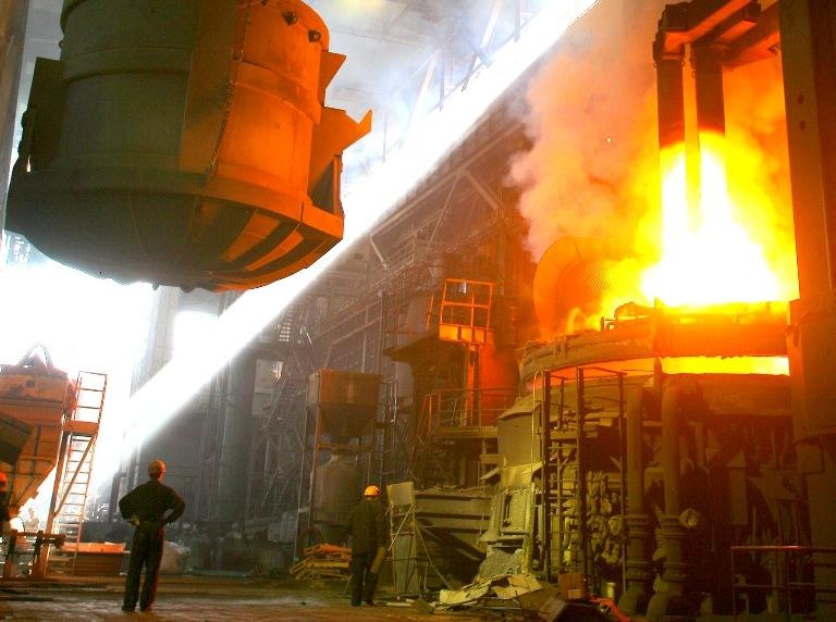 Фото На ММК установлен рекорд стойкости футеровки сталеплавильного агрегата