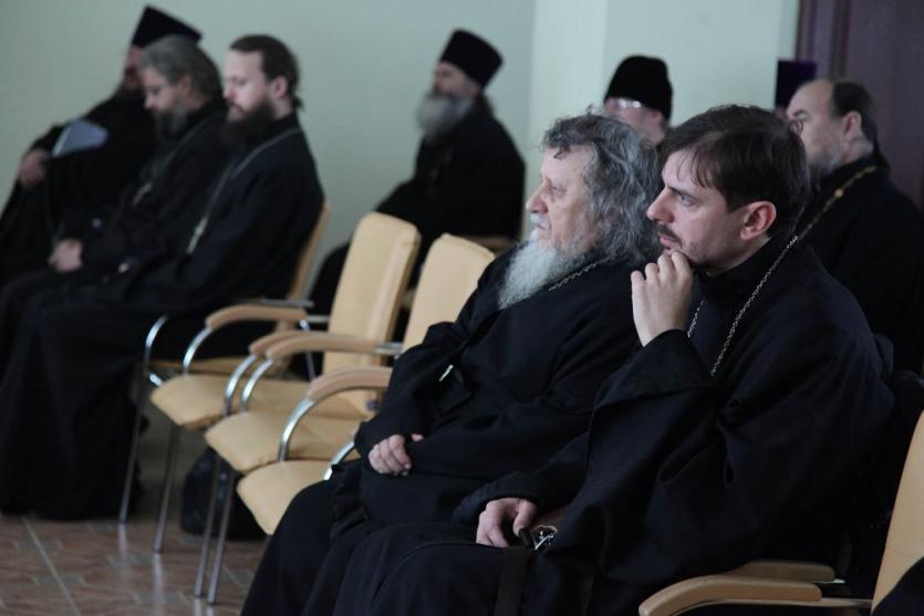 Фото В Челябинске открылись курсы повышения квалификации священнослужителей