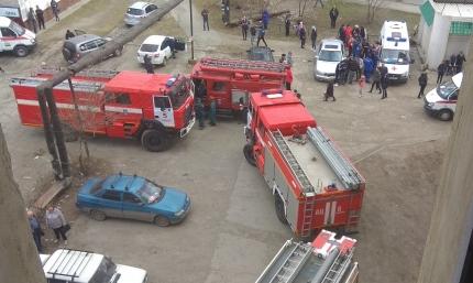 Фото В Челябинске на пожаре в многоэтажке спасено девять человек