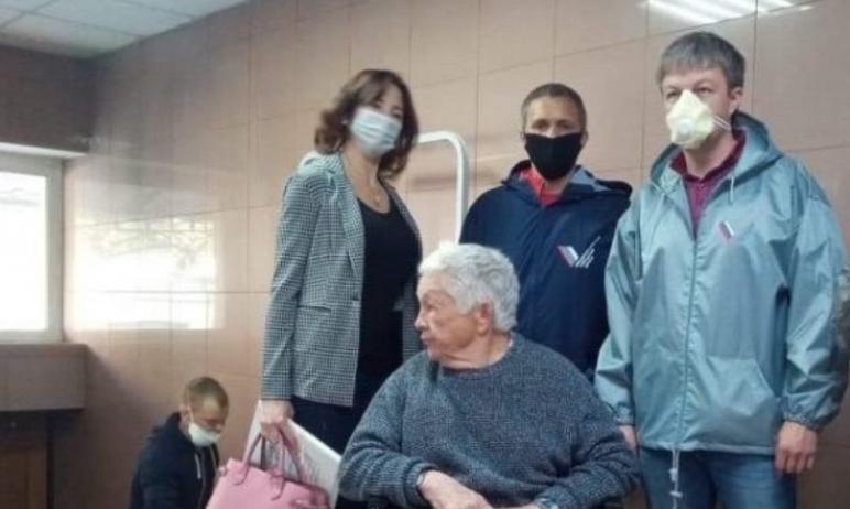 Фото В Челябинске ТСЖ требует пожилого инвалида без ног демонтировать подъемник за свой счет