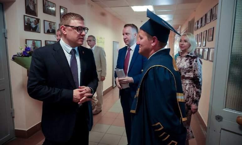 Фото Молодой и перспективный: Алексей Текслер возлагает на нового руководителя ЮУрГУ большие надежды