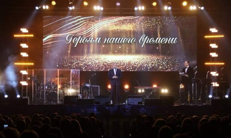 Фото «Героям нашего времени»: в Челябинске состоялся концерт в поддержку медиков и военных 