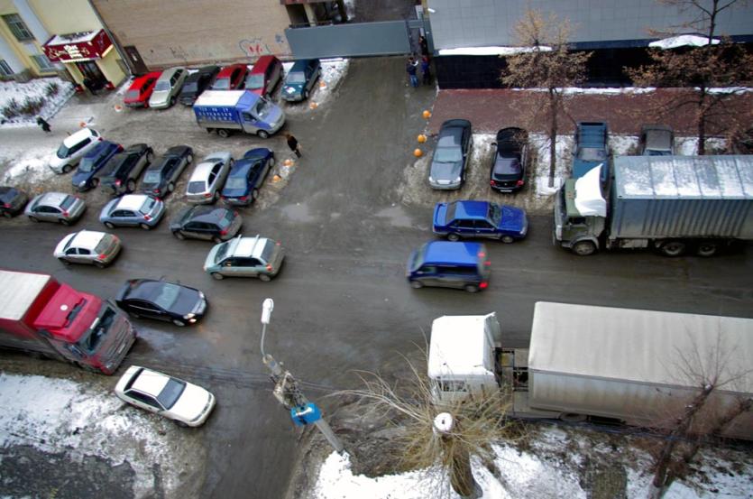 Фото Челябинцы заплатят до трех тысяч рублей за нарушение правил пользования платными парковками