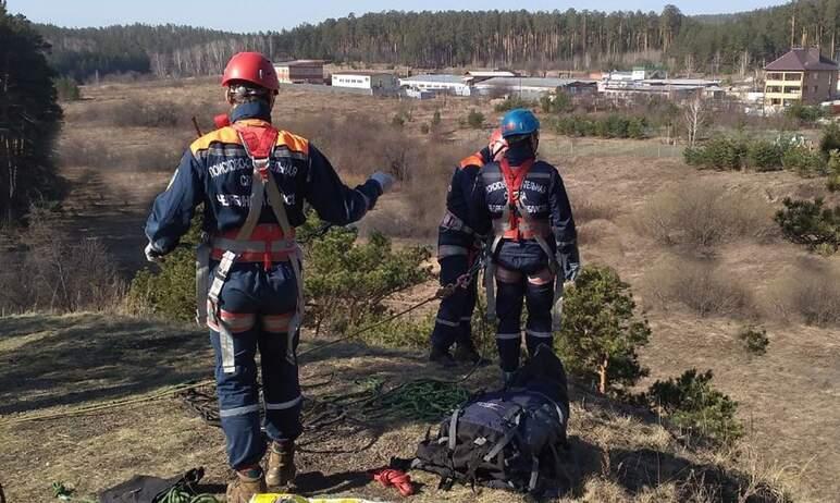 Фото Пожилая жительница Златоуста упала в глубокий колодец и провела под землей много часов