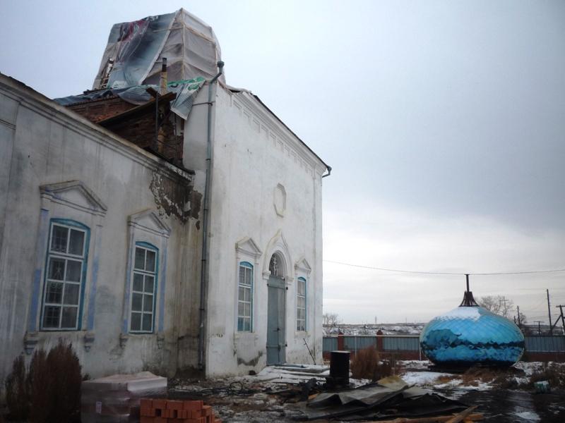 Фото В Увельском районе горел храм