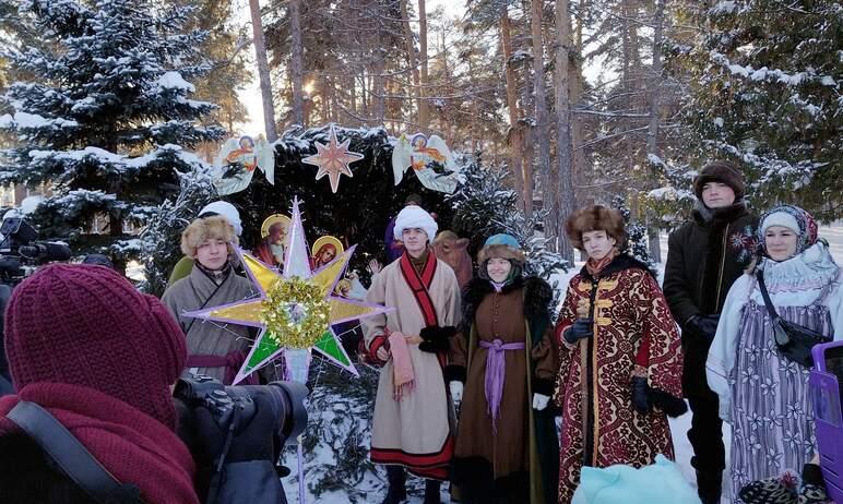 Фото В Рождество в Челябинске прошли первые городские гуляния и концерт духовной музыки