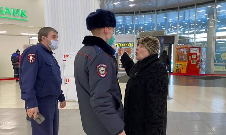 Фото В Челябинске продолжают штрафовать антимасочников