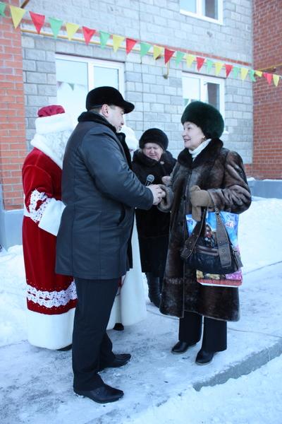 Фото В Еманжелинском районе больше 20 семей отпразднуют Новый год в новых квартирах