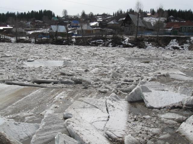 Фото Чуть меньше суток понадобилось на укрощение воды в Аше (ФОТО)