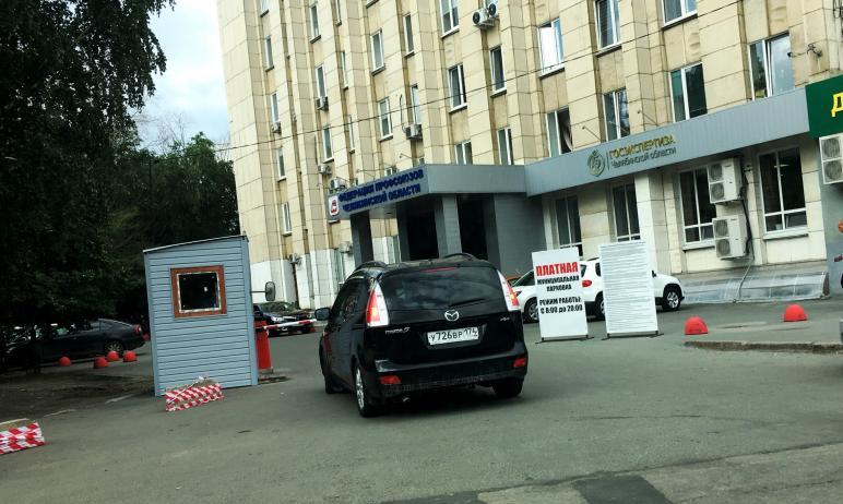 Фото Замминистра прокомментировал перспективы платных парковок в Челябинске