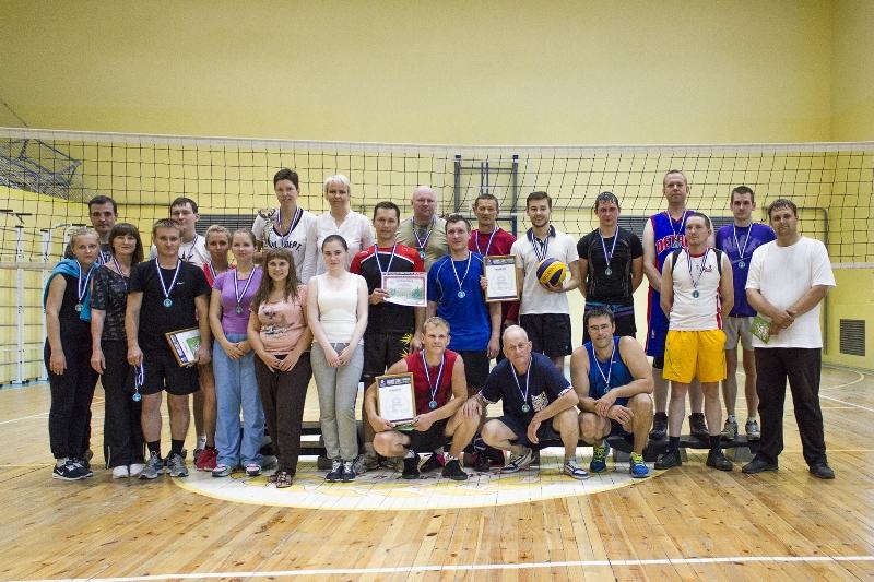 Фото В здоровом теле здоровый дух: сотрудники МУП ПОВВ провели корпоративный чемпионат по волейболу