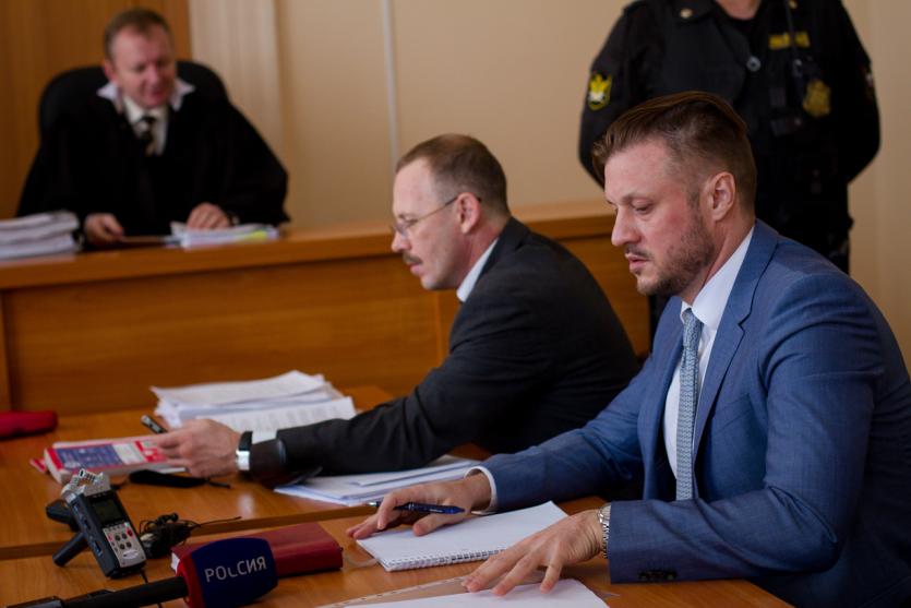 Фото В Челябинске началось рассмотрение второго уголовного дела в отношении экс-вице-губернатора Сандакова