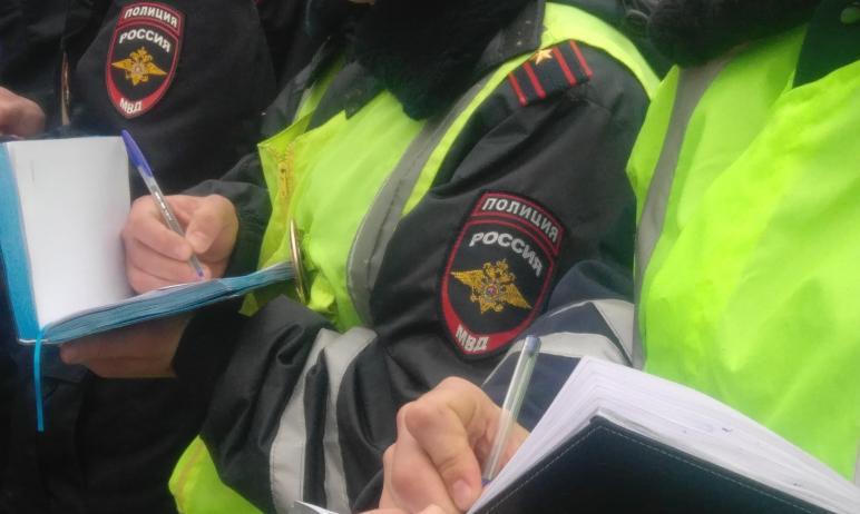 Фото В Челябинске задержан водитель маршрутки, который ограбил пассажира