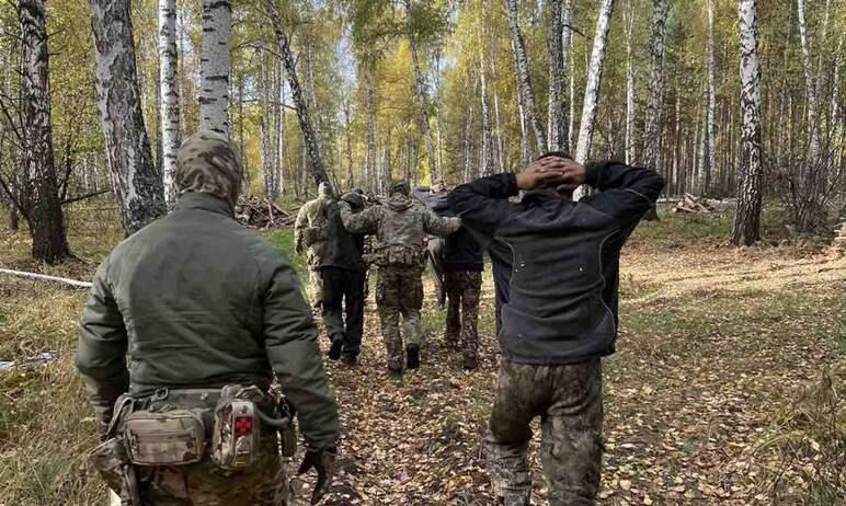Фото Сотрудники УФСБ по Челябинской области совместно с полицейскими задержали «черных» лесорубов