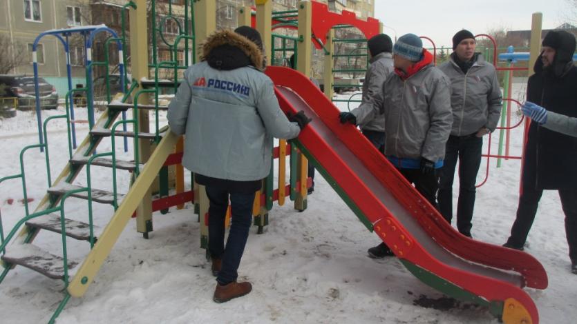 Фото Челябинских строителей подозревают в краже средств при возведении детских городков