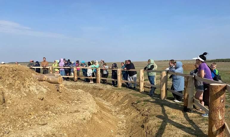 Фото В майские праздники Аркаим пользовался большой популярностью у туристов