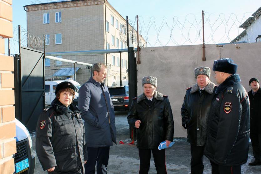 Фото Теперь задержанные в Коркинском районе будут «сидеть» с комфортом, хоть и временно