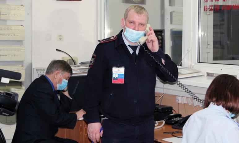 Фото Южноуральские студенты «пробрались» в дежурные части полиции