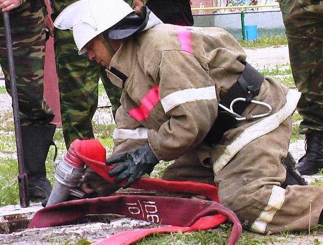Фото В Коркино прошли соревнования по пожарно-строевой подготовке