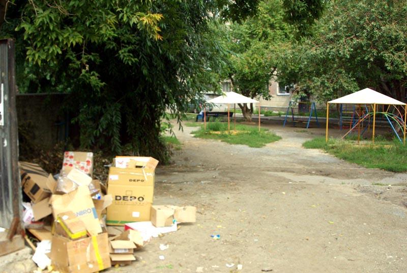 Фото Давыдов недоволен работой борцов с челябинскими неряхами