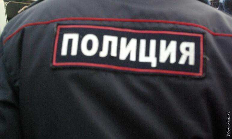 Фото В Троицке арестован полицейский, который покрывал своего родственника, продававшего паленую водку