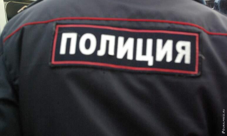 Фото Челябинский экс-полицейский подозревается в получении взятки от «похоронщика»