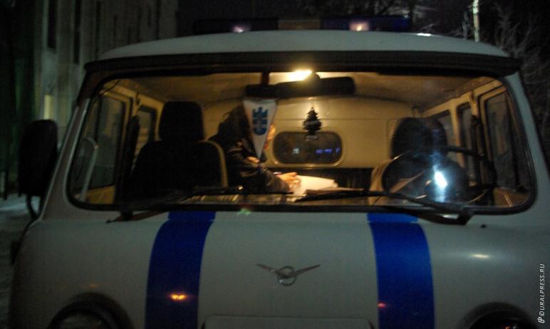 Фото Полицейский Челябинска открыл стрельбу, чтобы угомонить пьяных дебоширов